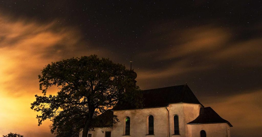 Google Cloud Unveils Faster AI Chips