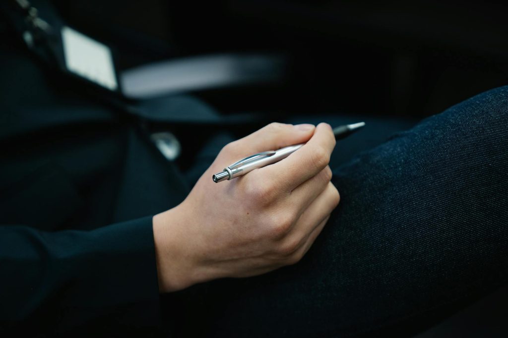 Handedness And Bipedalism